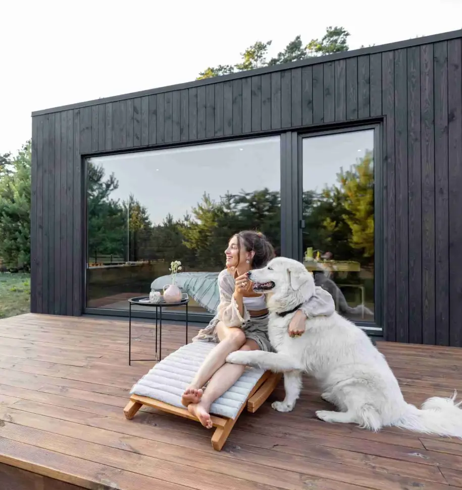 Terasă protejată cu termolemn